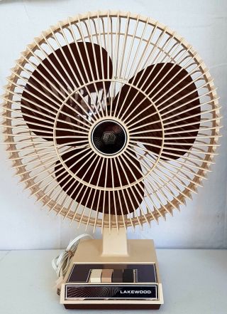 Vintage Lakewood 12 " 3 - Speed Oscillating Fan Model 1200a