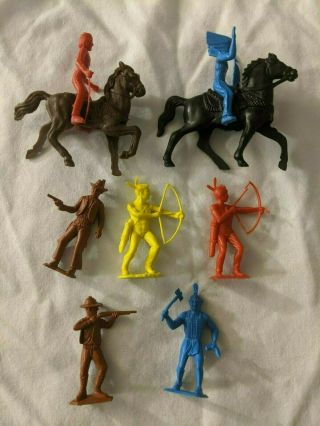 Vintage Mpc Plastic Indian Native American Western Miniature Figures W/ Horses
