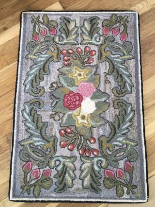 Vintage Claire Murray hand hooked wool rug Floral 23 X 36 2