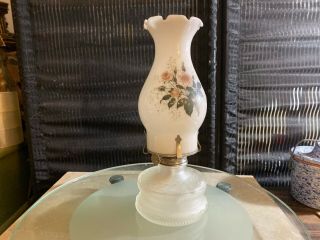 Vintage Clear With White Globe Rose Pattern Oil Lamp