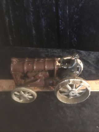 Cast Iron Fordson Tractor With Driver - Vintage