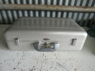 Vintage Halliburton Aluminum Suitcase Luggage W/interior Lock & Keys Good Shape