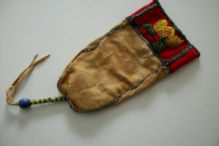 Nez Perce Beaded Doeskin Bag Or Pouch