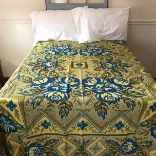 Vintage Blue And Yellow Floral Coverlet Twin Size