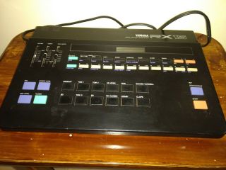 Yamaha Rx15 Electronic Digital Rhythm Programmer Drum Machine (vintage)