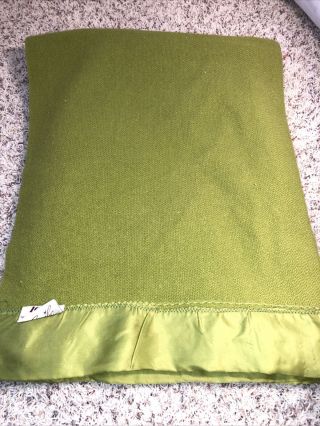 Faribo Usa 100 Pure Wool Pea Green 3”satin Trim 61”x84 " Vtg Blanket/throw