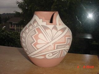 Southwest Jemez Pueblo Indian Pottery Bowl Signed Tafoya