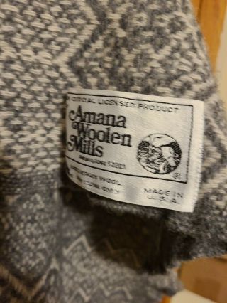 Vtg AMANA WOOLEN MILL USA Woven Wool Blanket Fringe gray Tan Geometric Nordic 2