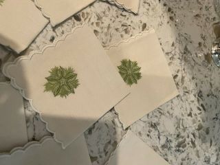 Set of 8 Vintage Embroidery White Linen Dinner and 8 Cocktail Tea Napkins - 2
