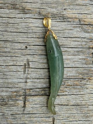 Vintage 18k Solid Yellow Gold Bail Hand Carved Jade Koi Fish Pendant