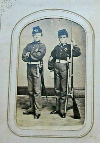London,  Connecticut Cdv Album - 130,  Images.  23 Civil War Soldiers Cadets Ct