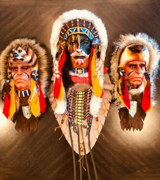 Set Of 3 Vintage Indian Head Native American Plaque Wall Hanging Hair Feathers