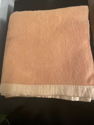 Vintage Blanket 100 Pure Wool Satin Trim Peach 68 X 72 Herring Bone Stitch