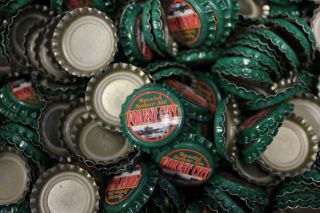 Special Listing Forest City Beer Bottle Caps Uncrimped Green Red Shp