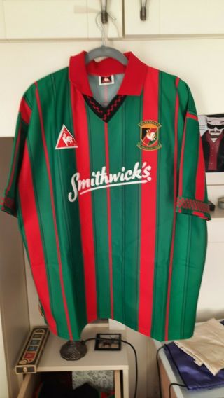 Vintage Glentoran Football Shirt 1996/97 Le Coq Sportif Size 46/48