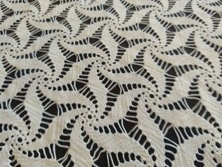 Vintage Crochet 72 x 66 Coverlet Bedspread Tablecloth Pinwheel Lace scalloped 2