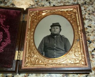 1/6th Plate Tintype Of Civil War Soldier In George Washington Patriotic Case