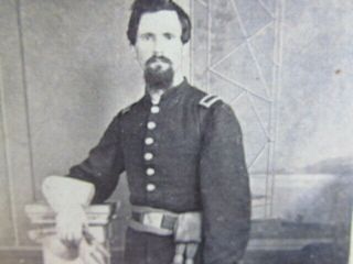 Civil War Officer With Sword & Gauntlets Cdv Photograph