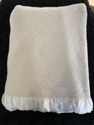 Vintage Faribo Blanket 100 Pure Wool Satin Trim Cream Beige 64” X 76” Twin