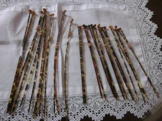 16 Pairs Of Vintage Faux Tortoiseshell Knitting Needles Great Size Range