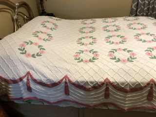 Vintage White Pink Flower Rings Chenille Bedspread