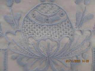 2 Pairs Vintage Hand Embroidered Pillow Cases Blue White 2