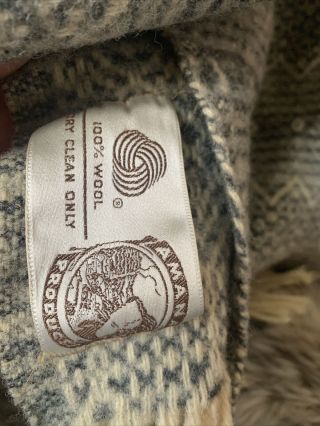 Vtg AMANA WOOLEN MILL USA Woven Wool Blanket Fringe gray Tan Geometric Nordic 2