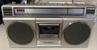 Vintage Panasonic Rx - 4950 Cassette Radio Boom Box Ghetto Blaster Stereo