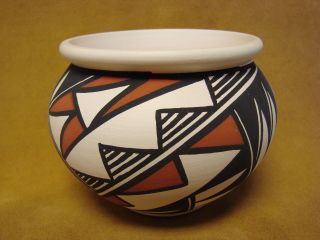 Native American Laguna Indian Pottery Hand Painted Pot By Debra Waconda Pt0256