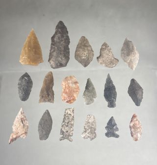Grouping Of 16 Authentic Arrowheads / Found In Lake County Oregon - Qcy873