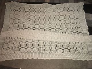 Vintage Boho Hand Crocheted Ivory Lace Tablecloth 58” X 82” Gorgeous