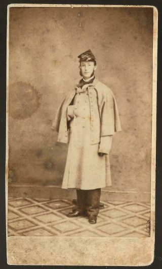 Civil War Cdv Of Union Cavalry Soldier Wearing Winter Overcoat.  Hat Insignia