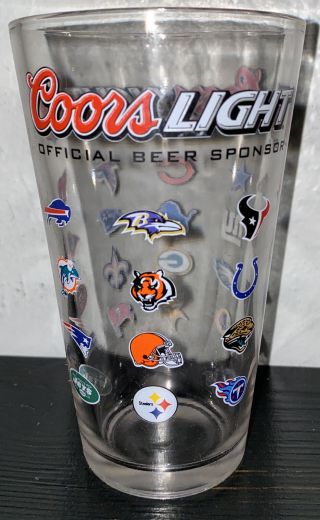 Coors Light Nfl Football Team Logos Beer Soda Drink Pint Glass.  Mancave Bar