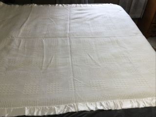 Vintage Faribo Woolen Mills Blanket Ivory Satin Trim Square Knit Pattern