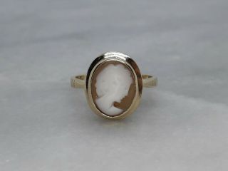 Vintage 1973 Solid 9ct Yellow Gold Carved Shell Cameo Ring - I - 2.  3g Not Scrap