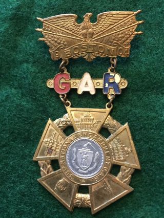 1904 Civil War Gar Grand Army Of The Republic Boston Badge / Medal / Pin Back