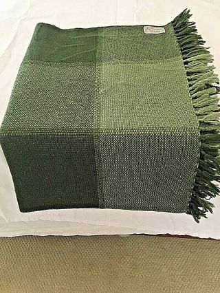 Three Weavers Houston Handwoven Throw Blanket 100 Virgin Wool Green 50x68 Euc