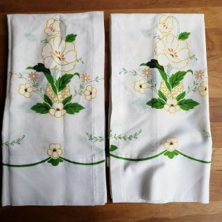 Vintage Kitchen Curtain Panels Primrose Floral Pattern Green Trim 31.  5 "