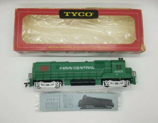 Ho Scale Tyco Mantua Redbox Penn Central Diesel Locomotive 4301 Vintage.