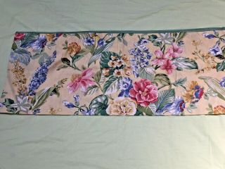 Thomasville Furnishings Shabby Cottage Chic Curtain Valance Floral 86.  5x 17 "