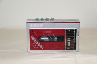 Vintage Sony Walkman Wm 10 Fm Red And Silver