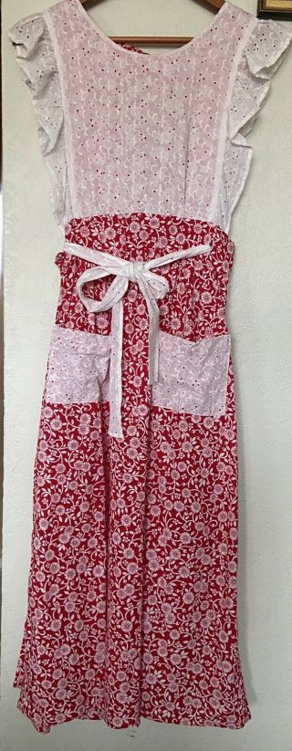 Vintage Full Wrap Apron Red And White Floral Lace