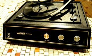 Vintage Montgomery Ward Record Player Airline Solid State Gen - 6012 A