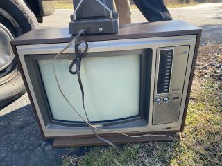 Vintage Sony Trinitron Kv - 1713 Color Television -