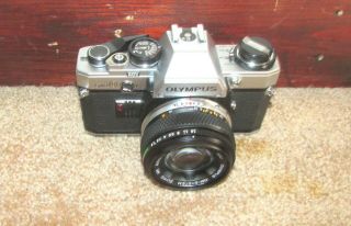 Vintage Olympus Om10 Om - 10 Slr Film Camera W/ 50mm Lens