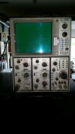 Vintage Tektronix 7403n Oscilloscope With 7b53n D/time Base,  7a18,  7a18n