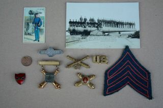 Pre Wwi 1903 - 1910 Us Army 87th Co Coast Artillery Badges Marksman Chevron Etc.