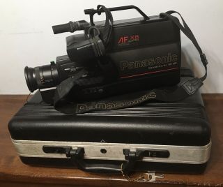 Vintage Panasonic Af X8 Ccd Omnimovie Vhs Camcorder Kit Pv - 420d Case Charger