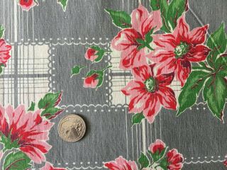 Vintage Cotton Fabric Red Pink Flowers On Gray Quilt Weight 3.  50 Yards 35w