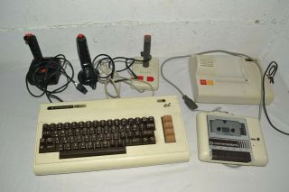 Vintage Commodore Vic 20 Computer Keyboard,  Cn2 Cassette,  Alphacom 42 Parts - Repair